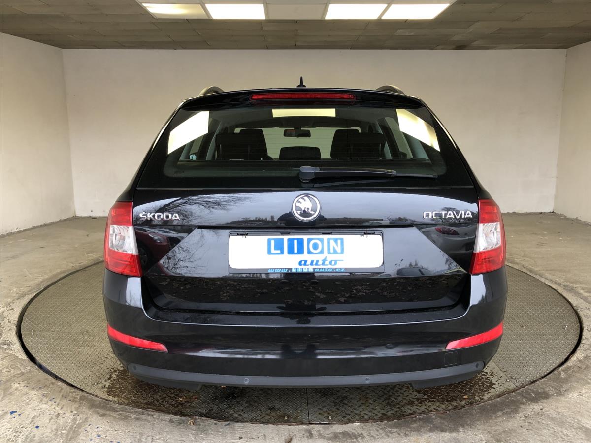 skoda-octavia-2-0-tdi-110kw-dsg - 5