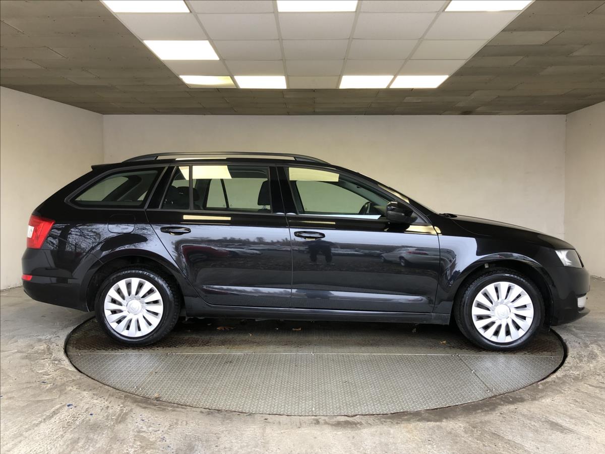 skoda-octavia-2-0-tdi-110kw-dsg - 7