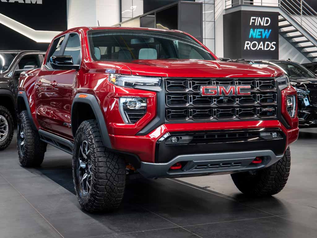 gmc-canyon-2-7-at4x-3-lift-4wd-head-up - 8