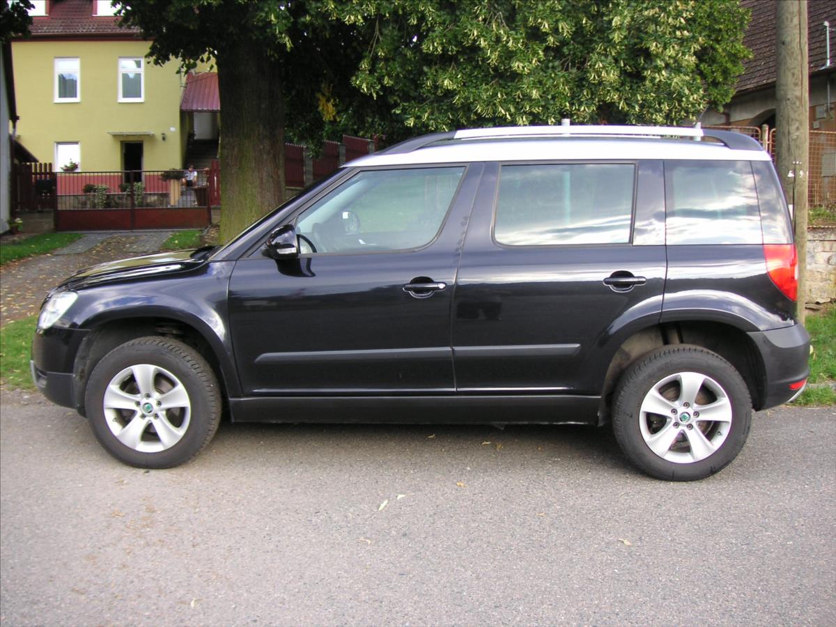 skoda-yeti-2-0-tdi-81-kw-elegance-4x4 - 2