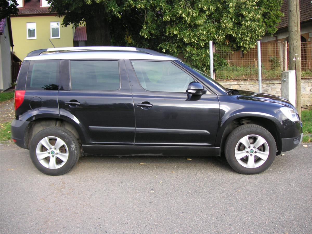 skoda-yeti-2-0-tdi-81-kw-elegance-4x4 - 3