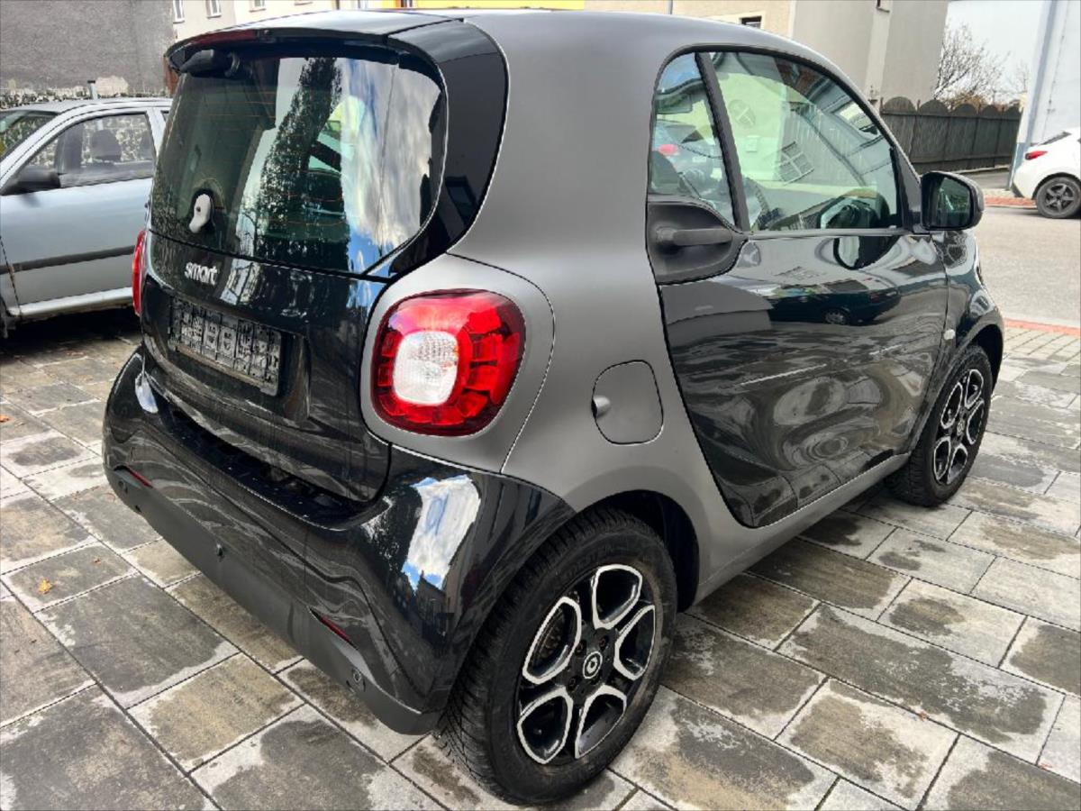 smart-fortwo-0-0-eq-60kw-kupe - 5