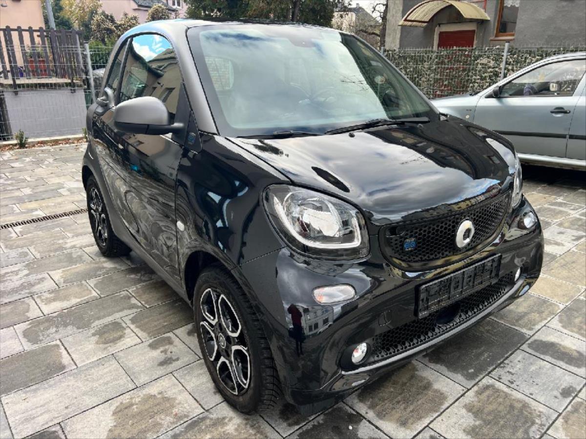 smart-fortwo-0-0-eq-60kw-kupe - 7