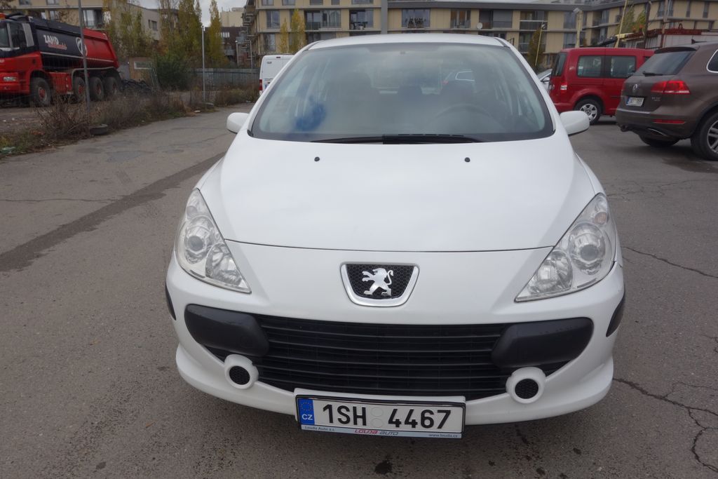 Peugeot 307 1,6HDi JEZDÍ DOBŘE !