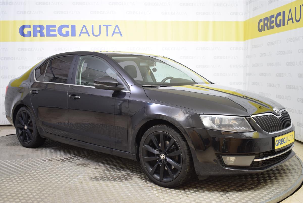 skoda-octavia-2-0-tdi-nove-cr-super-stav - 2