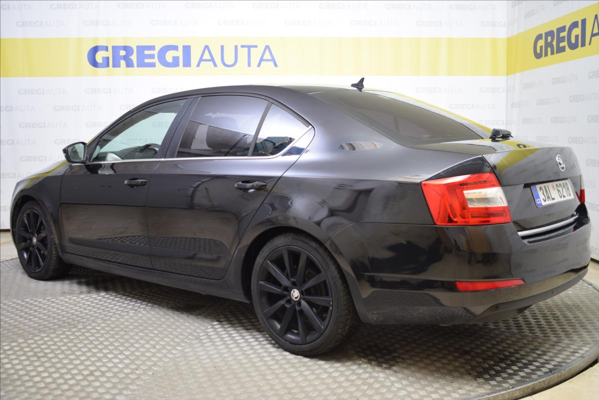 skoda-octavia-2-0-tdi-nove-cr-super-stav - 5