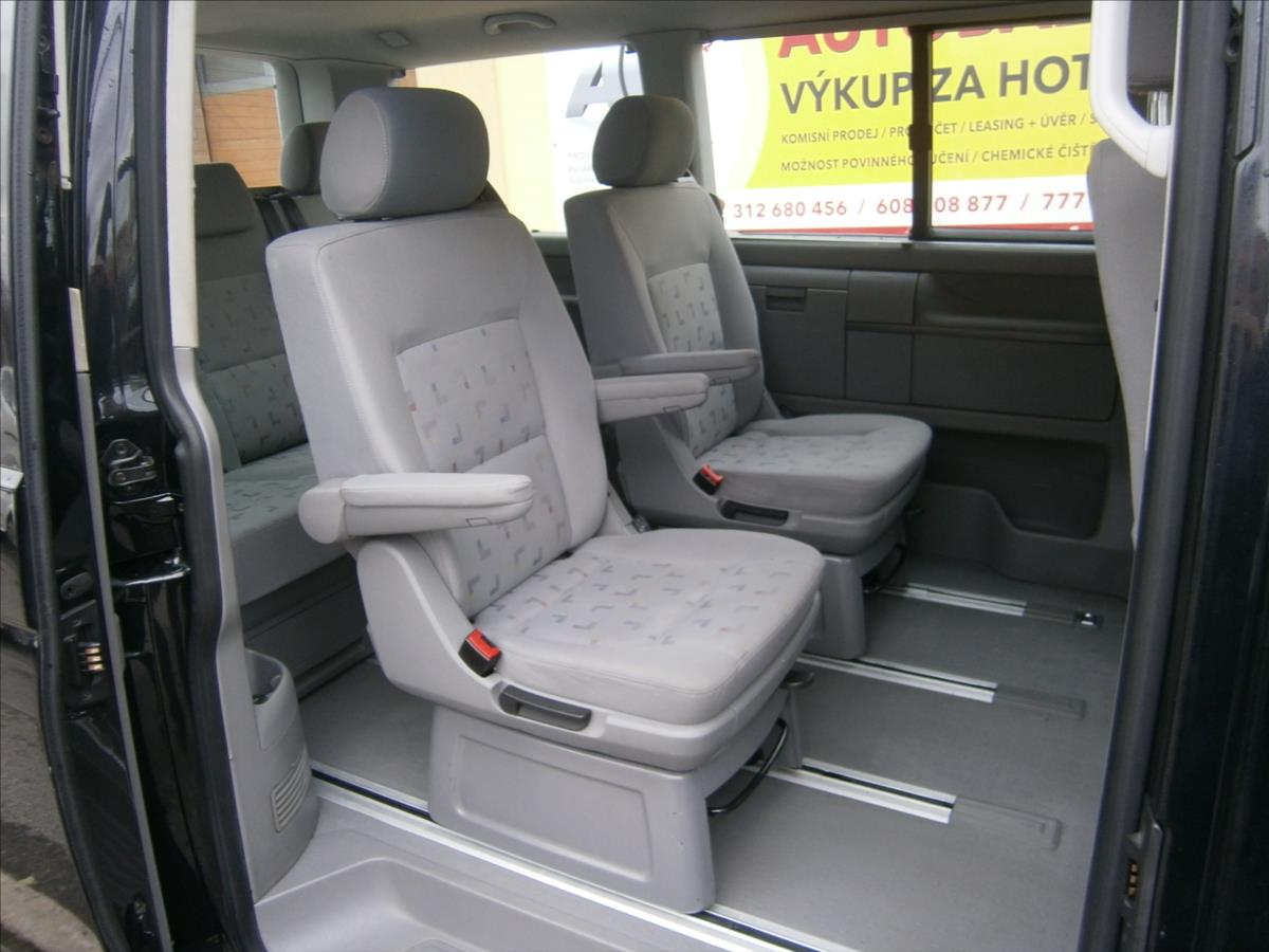 volkswagen-multivan-1-9-tdi-77kw-7-mist-bez-koroze - 8