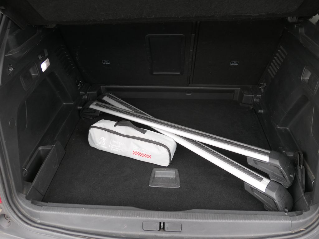 peugeot-3008-gt-2-0bhdi-180-eat6-dph - 4