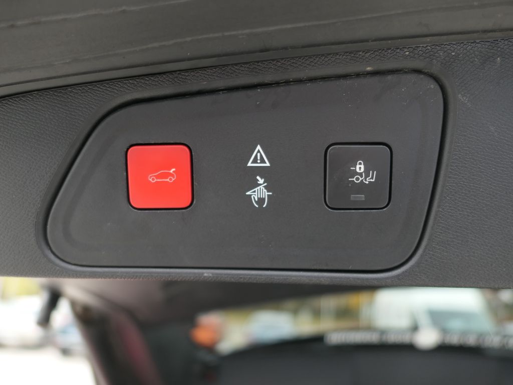 peugeot-3008-gt-2-0bhdi-180-eat6-dph - 6