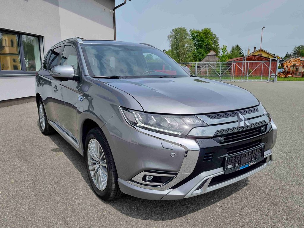 mitsubishi-outlander-2-4-phev-4x4 - 6