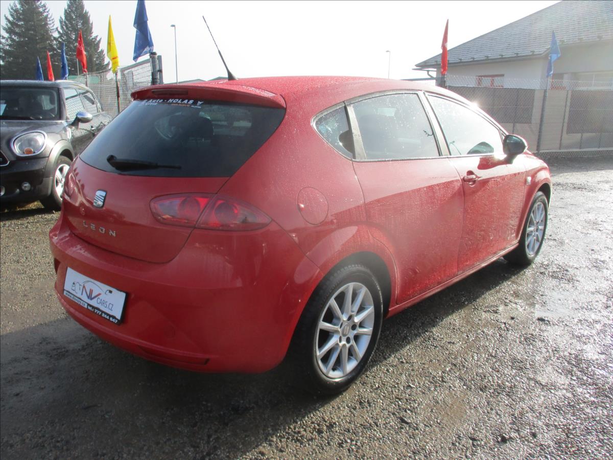 seat-leon-1-4-mpi-63kw-klima-euro5-po-stk - 3