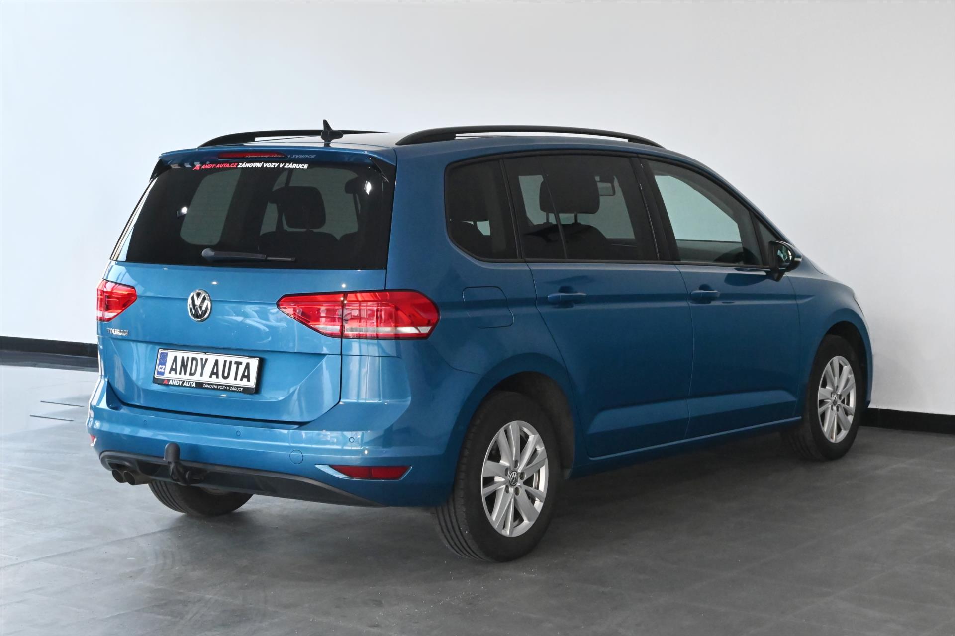 volkswagen-touran-2-0-tdi-110-kw-comfortline-zaruka-az-5-let - 2