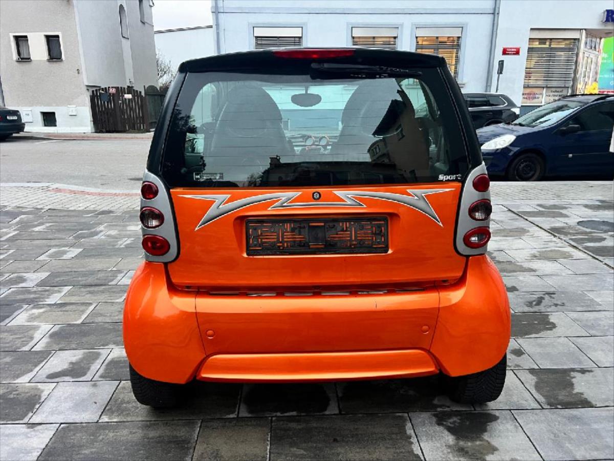 smart-fortwo-0-6 - 5