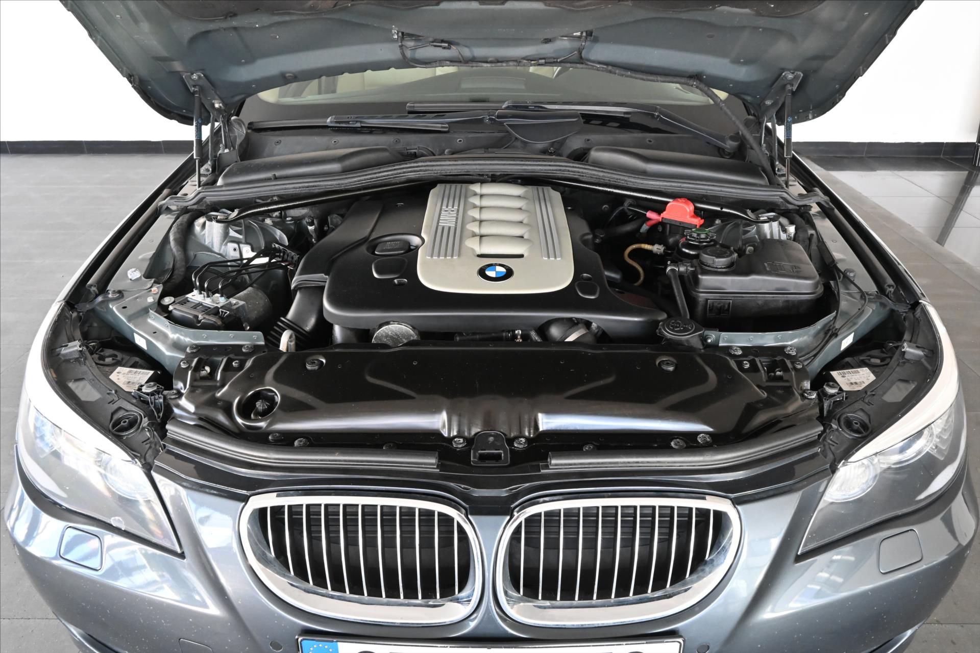 bmw-rada-5-3-0-530d-xdrive-at6-panorama - 4