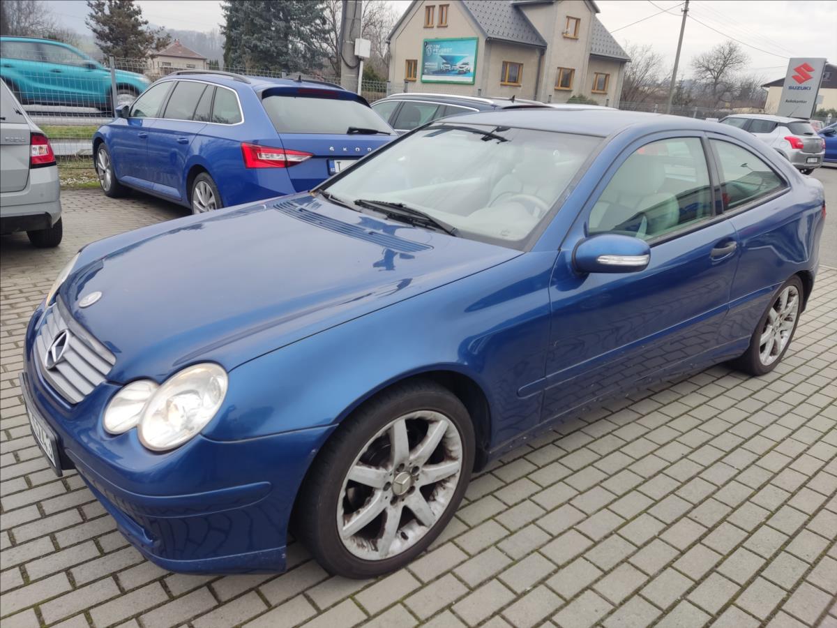 mercedes-benz-tridy-c-2-2-c-220-cdi-coupe - 1