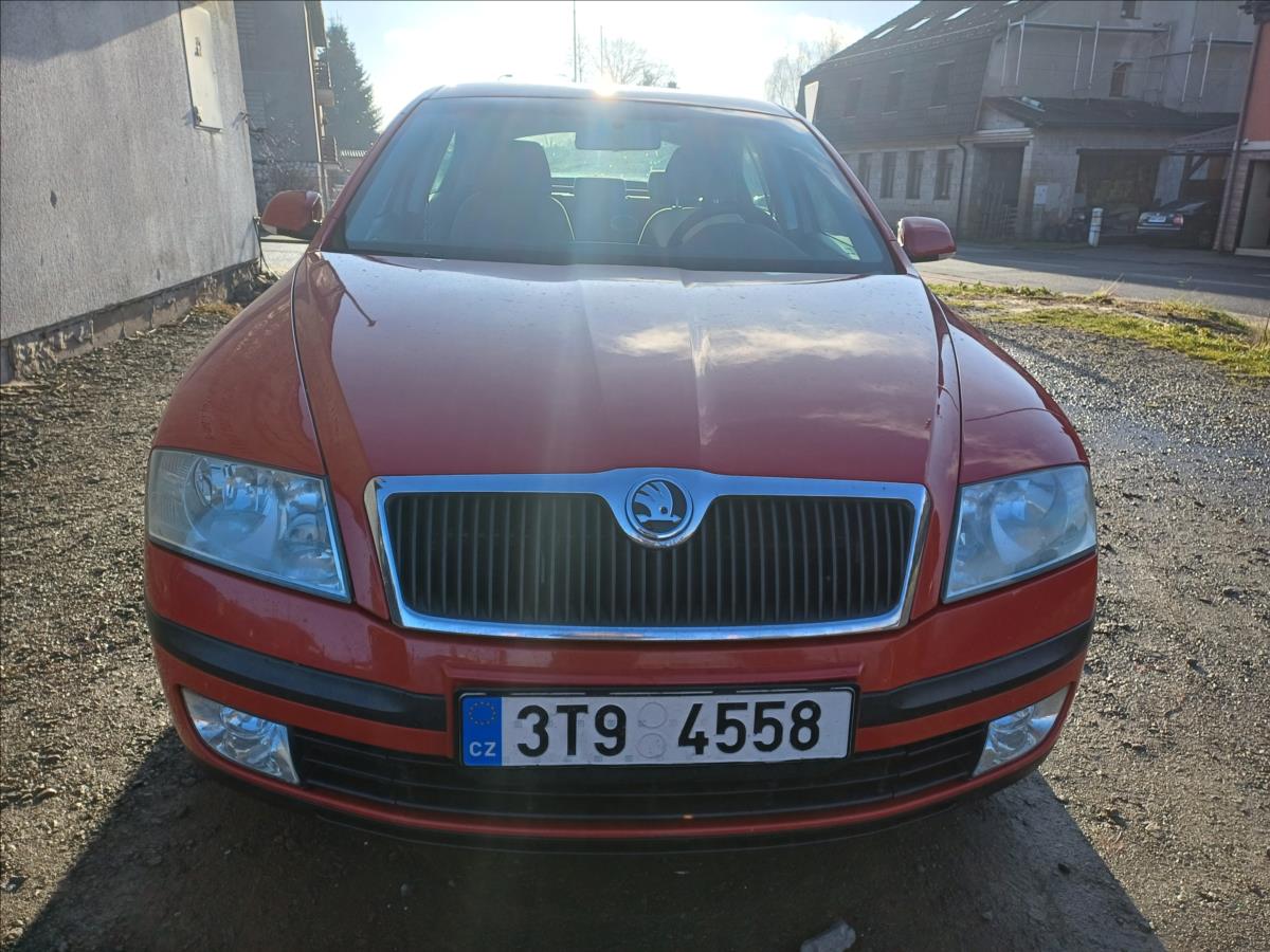 skoda-octavia-1-6-ambiente - 1