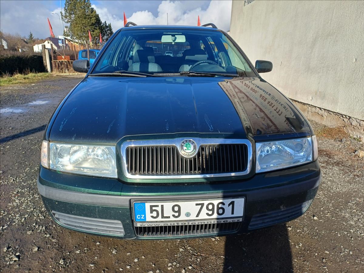 skoda-octavia-1-6-ambiente-combi - 1