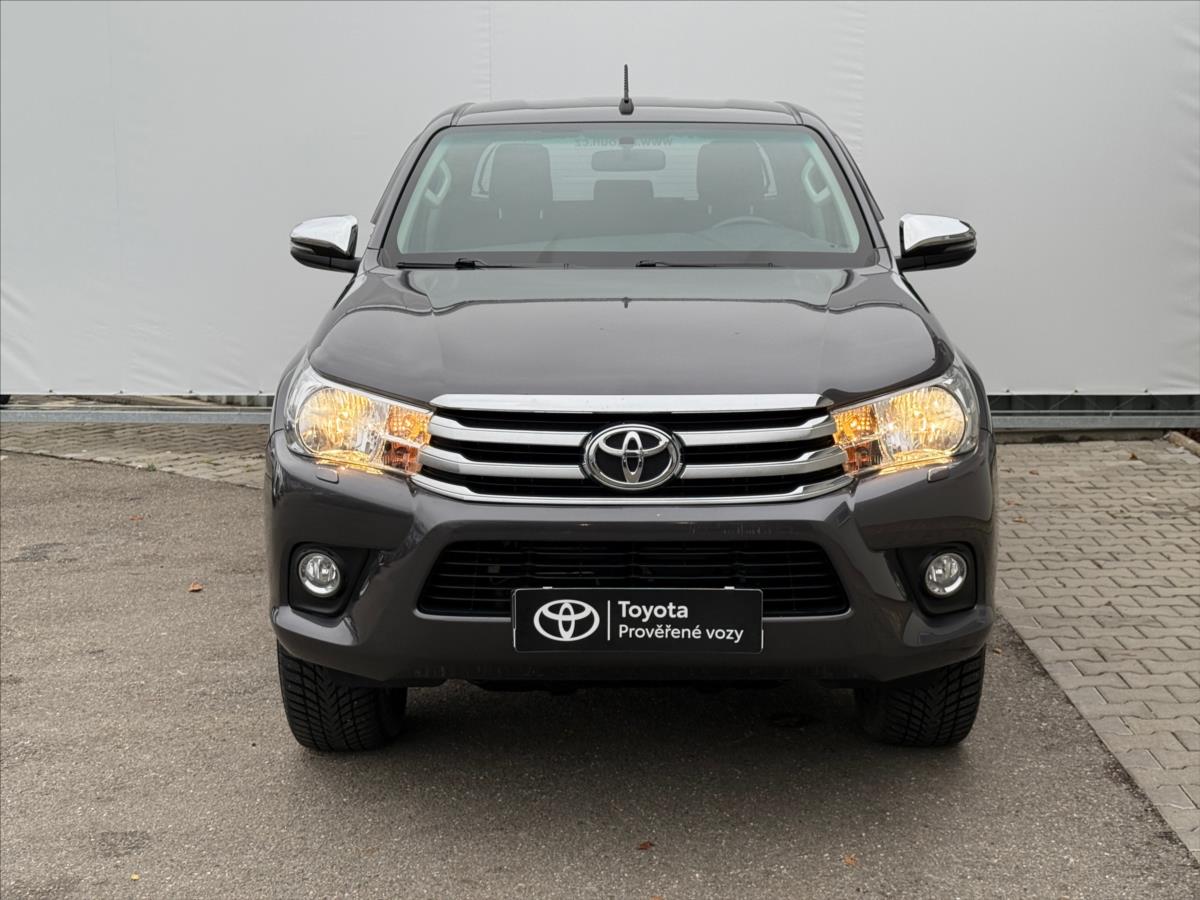 toyota-hilux-2-4-double-cab-4x4-active - 1