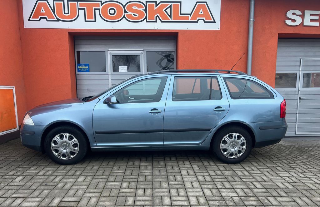 skoda-octavia-1-6-fsi-85kw - 2