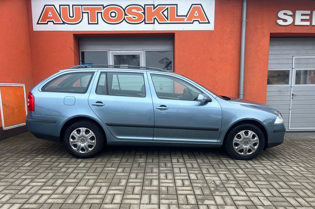 skoda-octavia-1-6-fsi-85kw - 3