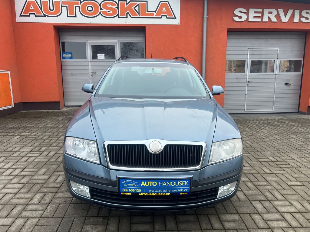 skoda-octavia-1-6-fsi-85kw - 4