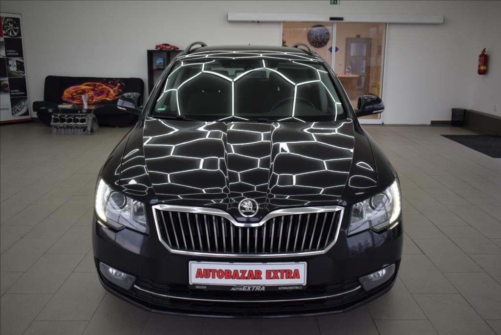 skoda-superb-2-0-tdi-dsg-f1-125-kw-bi-xen - 1