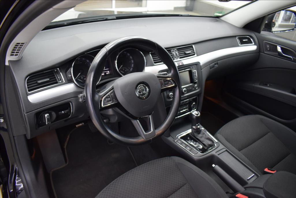 skoda-superb-2-0-tdi-dsg-f1-125-kw-bi-xen - 8