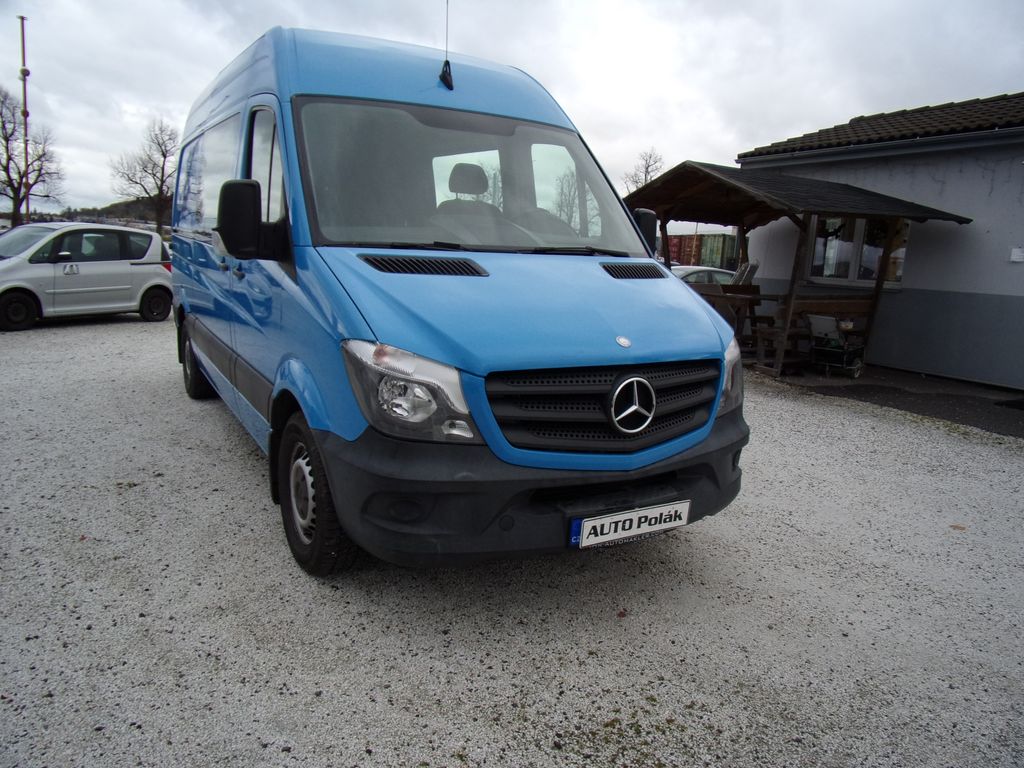 mercedes-benz-sprinter-2-2-tdi - 2