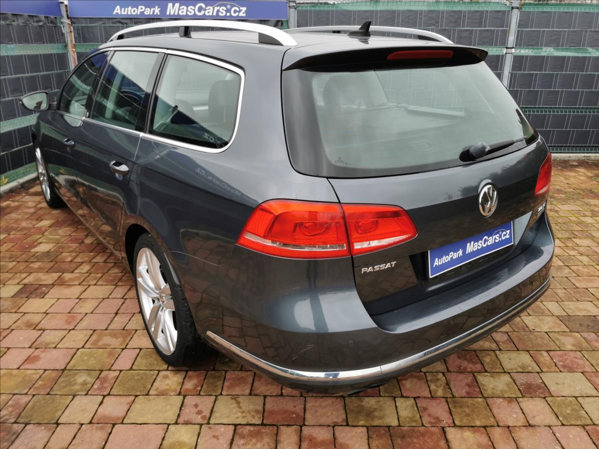 volkswagen-passat-variant-2-0-tdi-highline-dsg - 5