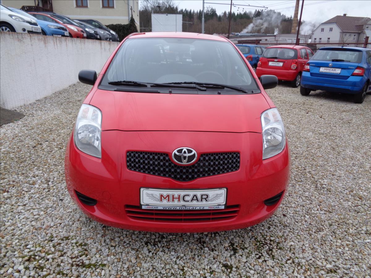 toyota-yaris-1-0-vvti-base - 1