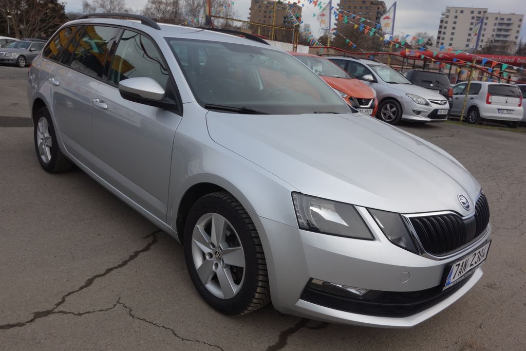 skoda-octavia-2-0-tdi-110kw-nove-cr-i-maj - 4