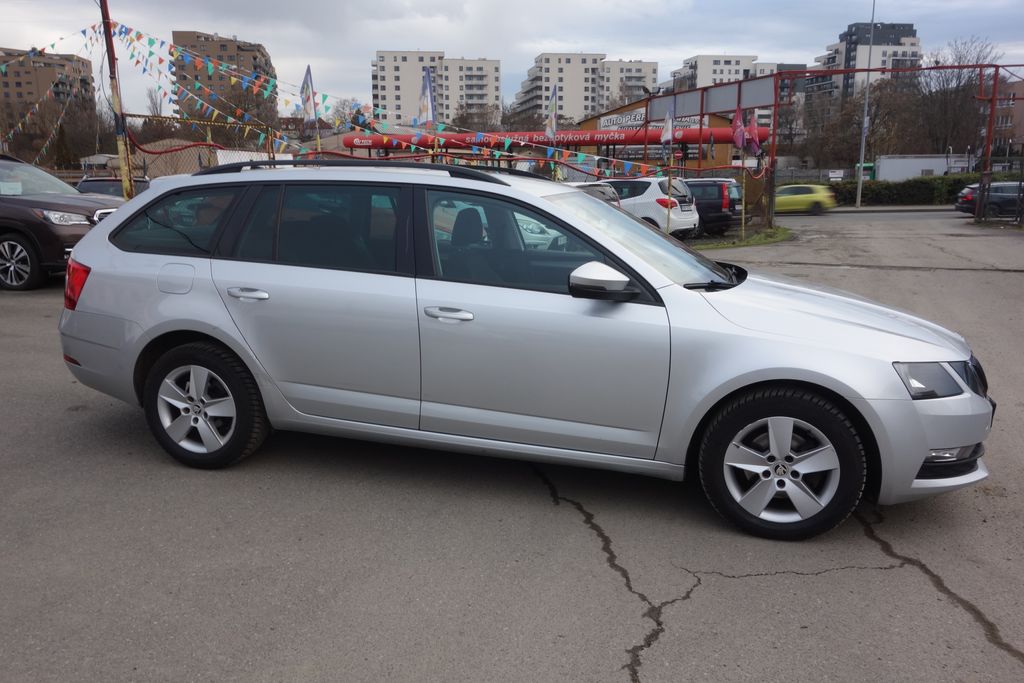 skoda-octavia-2-0-tdi-110kw-nove-cr-i-maj - 6