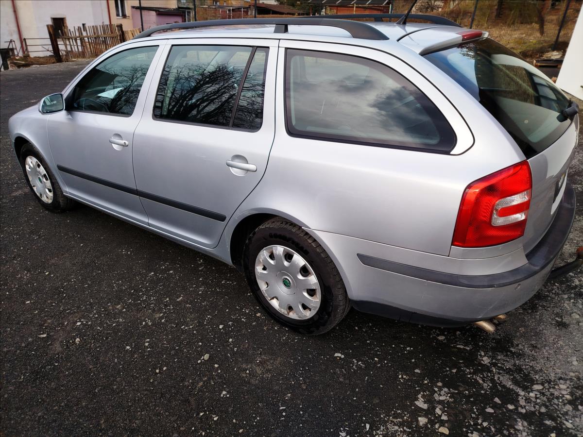 skoda-octavia-1-9-tdi-dsg-77kw-ambiente - 5
