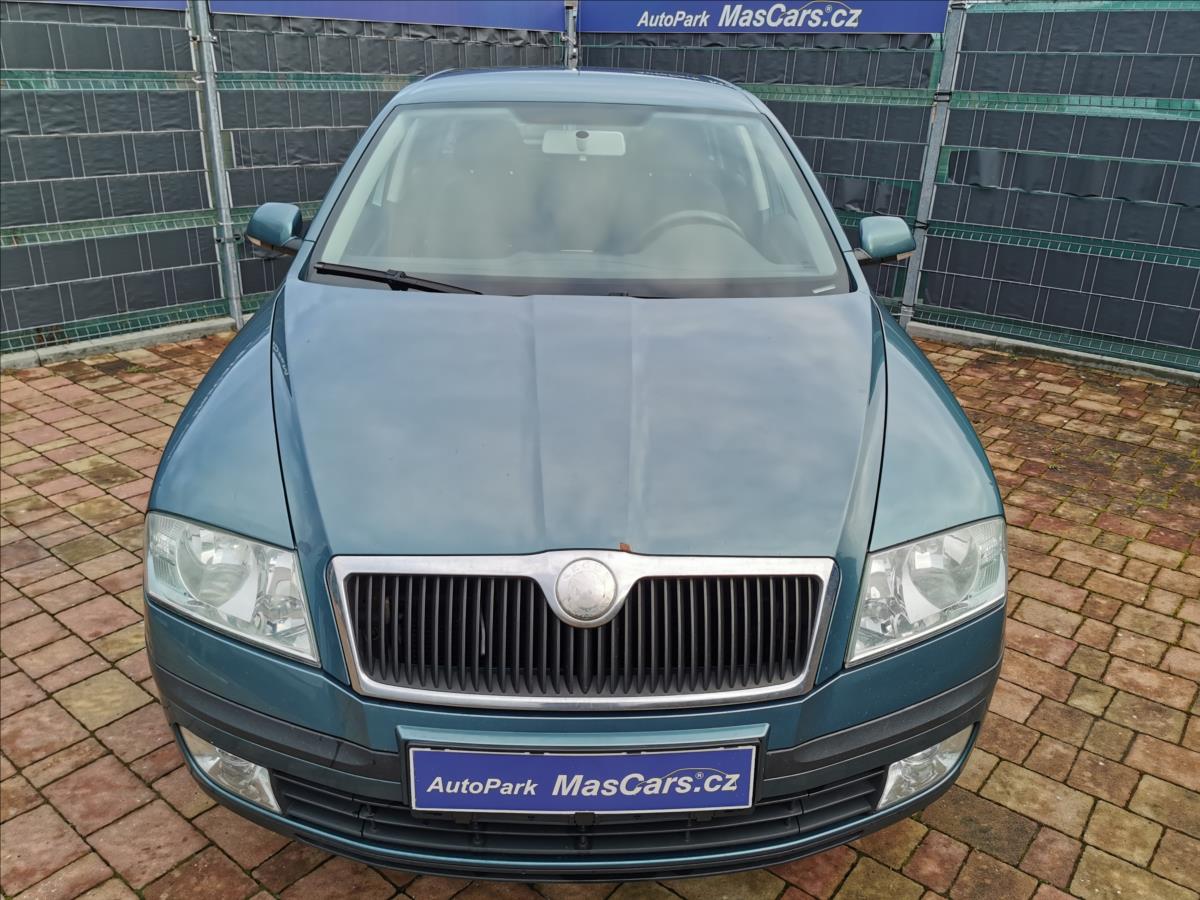 skoda-octavia-ii-1-6-fsi-ambiente-combi - 1