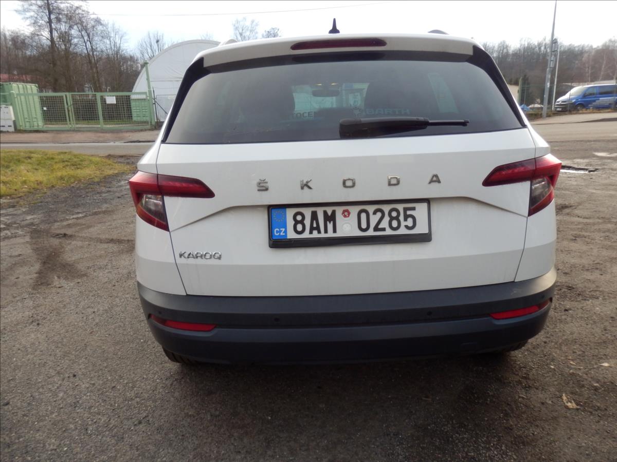 skoda-karoq-1-5-tsi-110-kw-act-125-let-dsg - 8