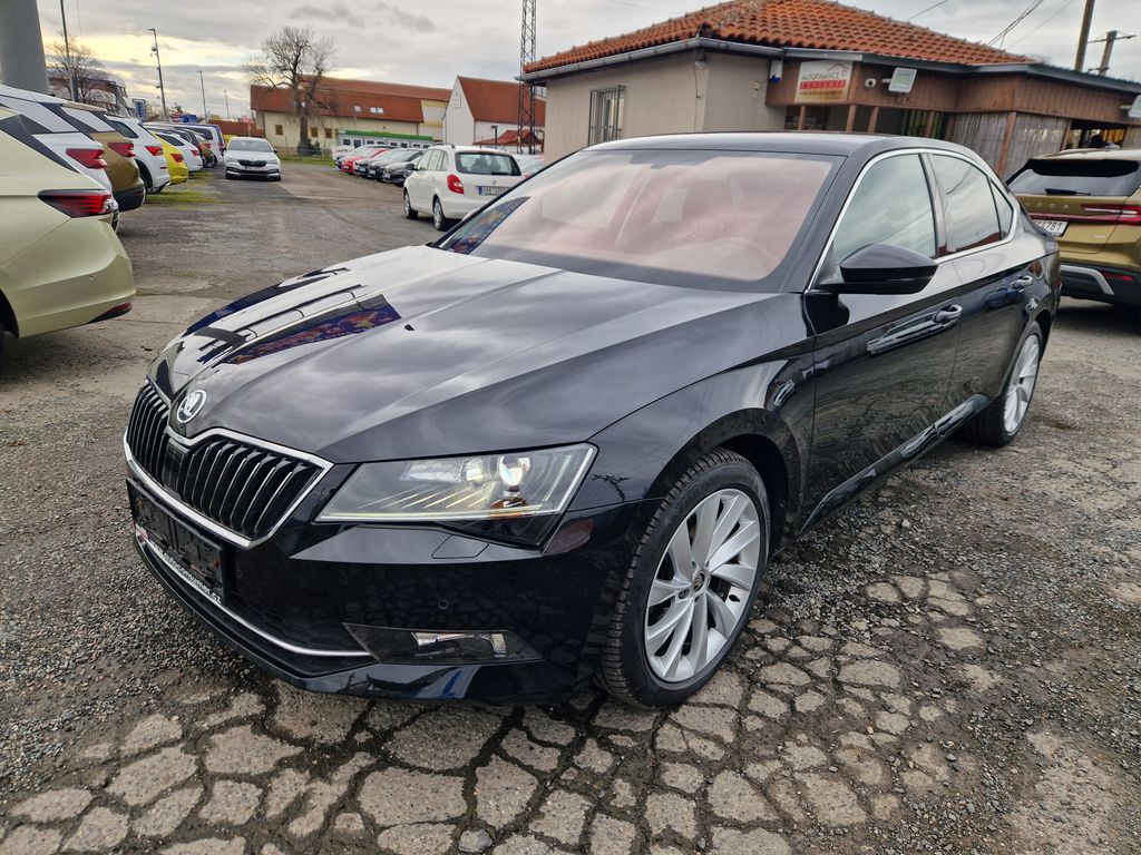 Škoda Superb 2,0 TDI DSG 140kw, Style plus,