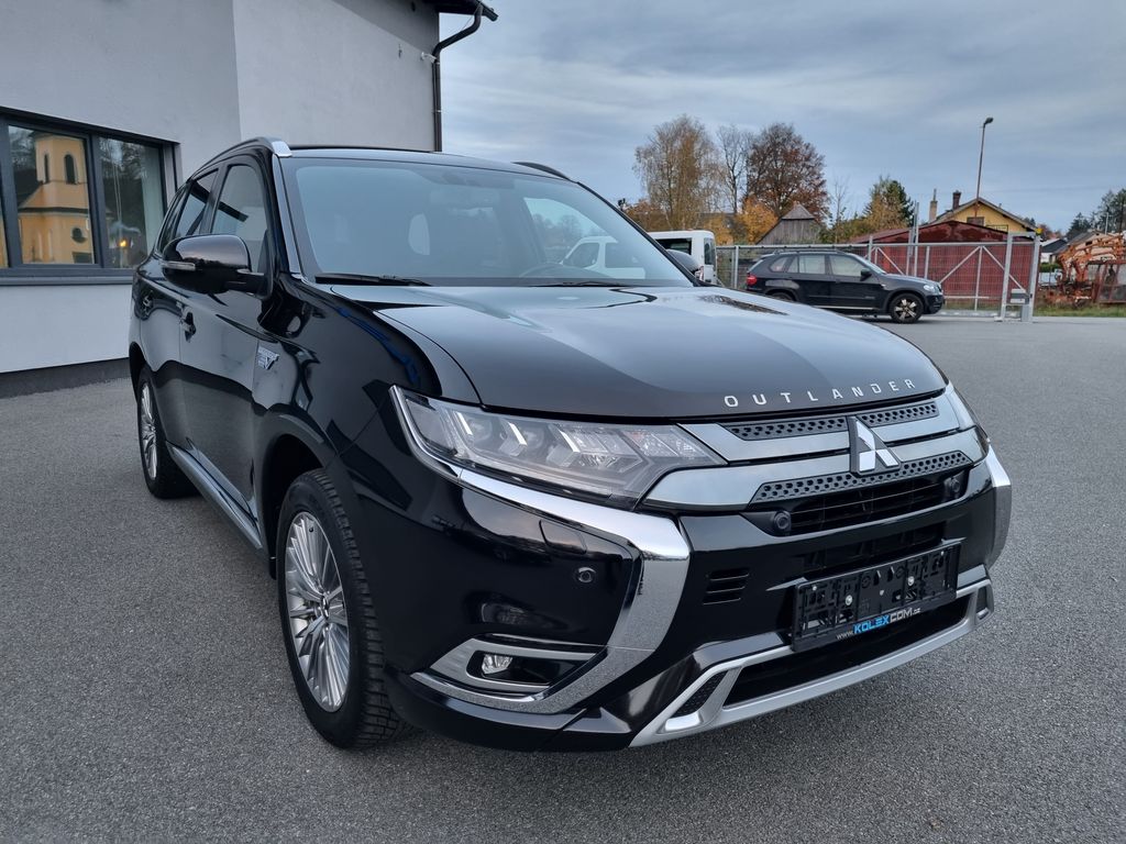 mitsubishi-outlander-2-4-phev-4x4 - 6