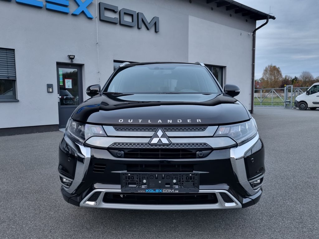 mitsubishi-outlander-2-4-phev-4x4 - 7