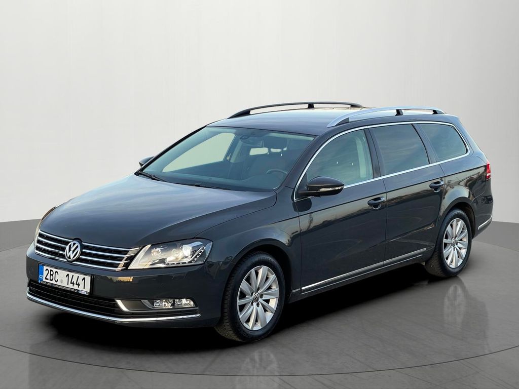 Volkswagen Passat 2.0TDI 103kW BiXenon Kamera ČR