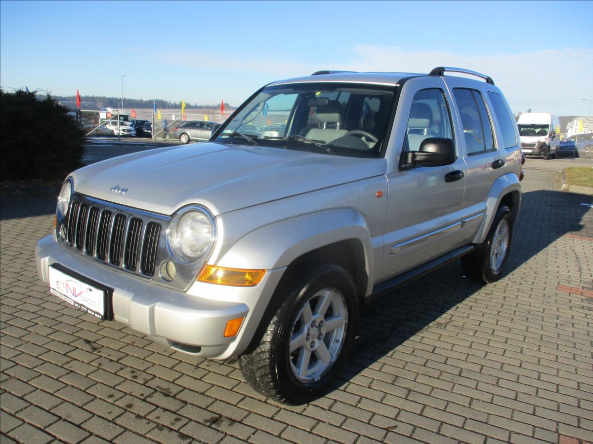 Jeep Cherokee 2,8 CRD Sport 120kw Automat, bez koroze a DPF