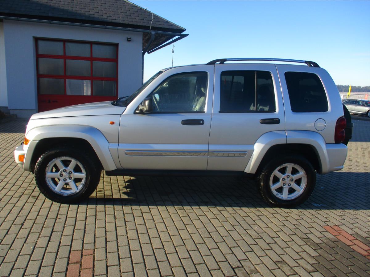 jeep-cherokee-2-8-crd-sport-120kw-automat-bez-koroze-a-dpf - 1