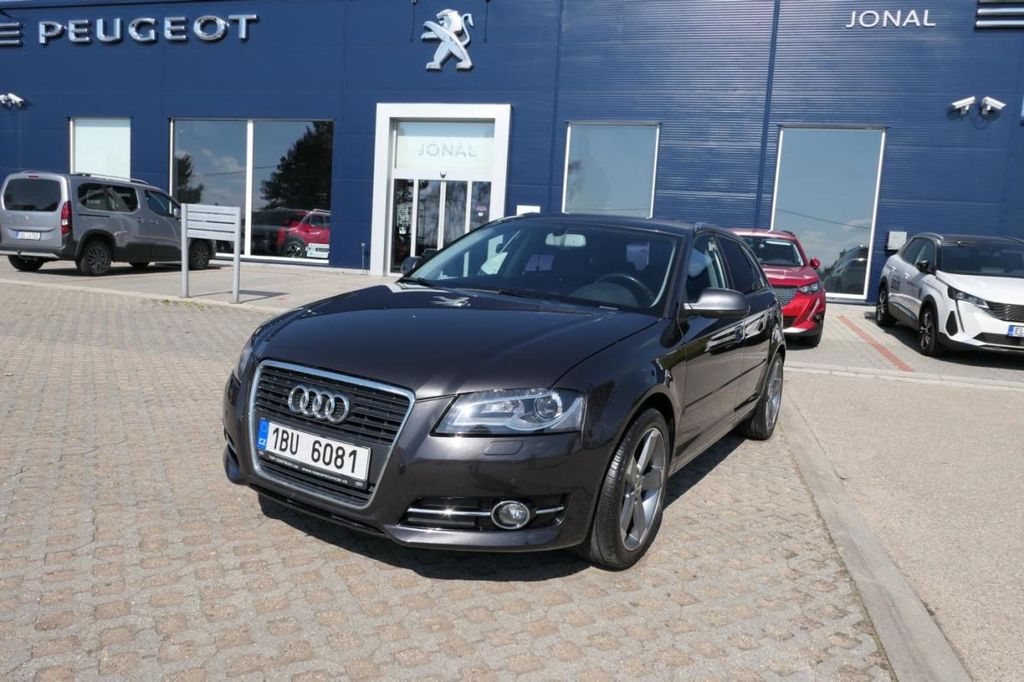 Audi A3 1.2 TFSI Attraction Sportback