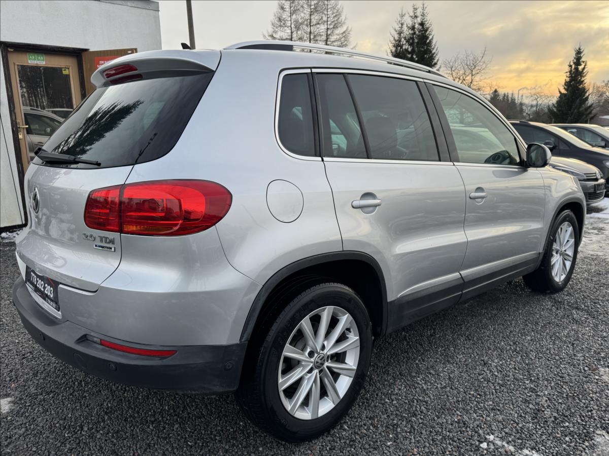 volkswagen-tiguan-2-0-tdi-110kw-sport-style - 6