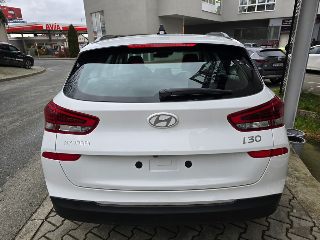 hyundai-i30-1-5i-smart - 3