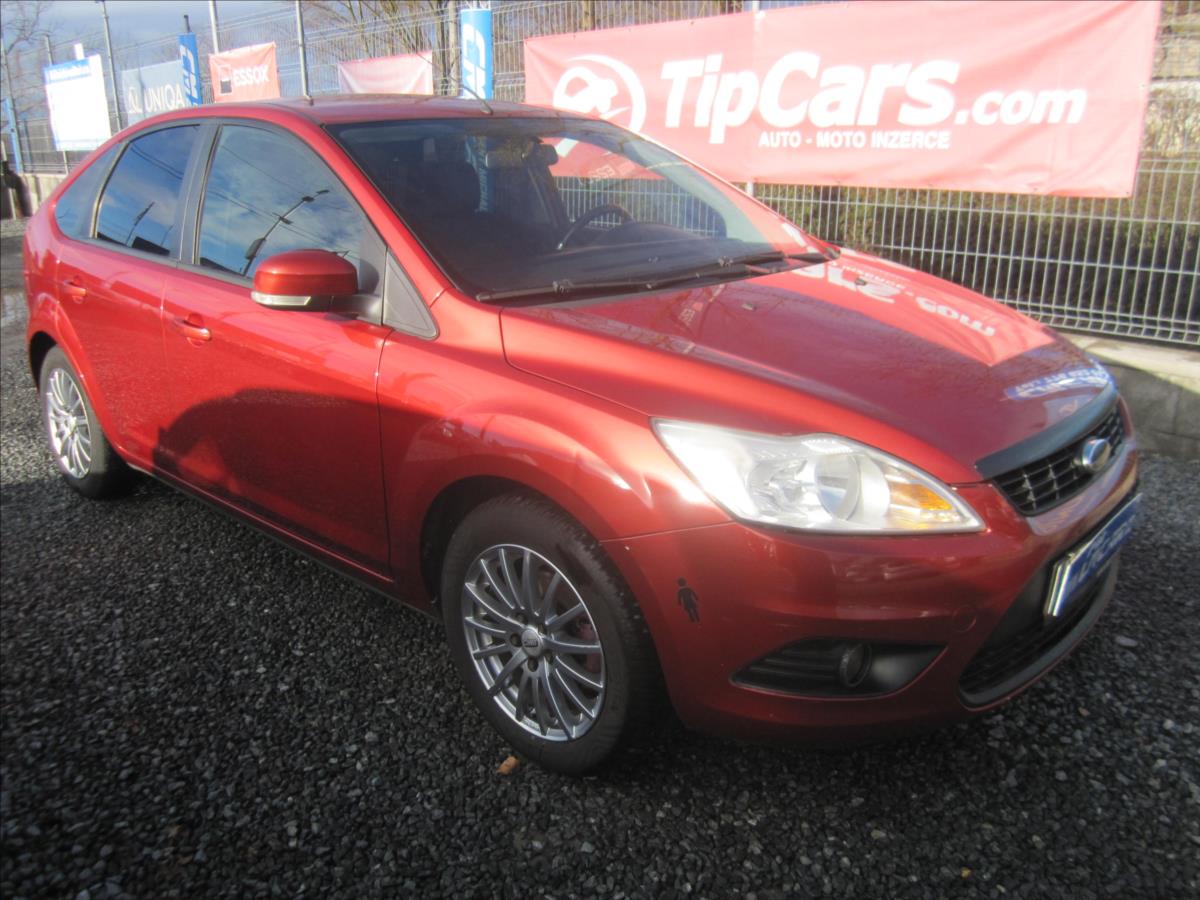 ford-focus-1-6i-duratec-trend-aut-klima-2-maj - 2