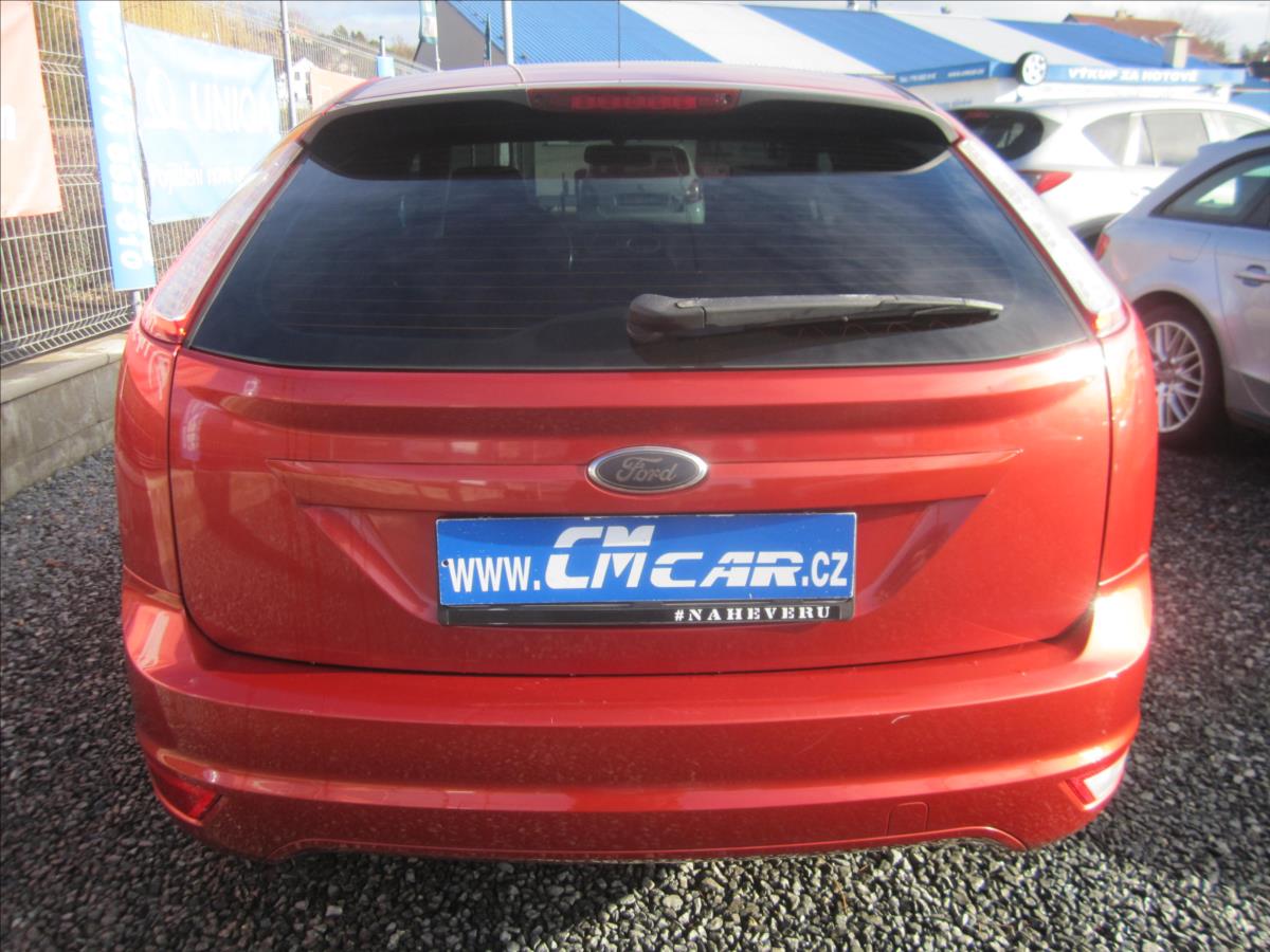 ford-focus-1-6i-duratec-trend-aut-klima-2-maj - 4