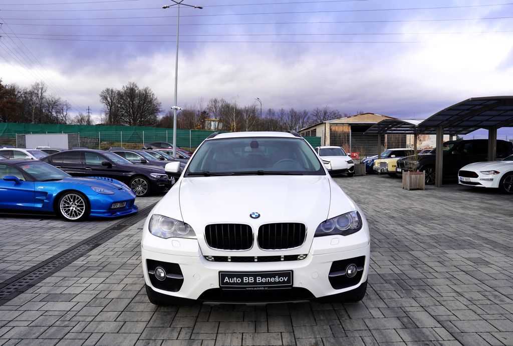 BMW X6 3.0d xDrive/5míst/245PS