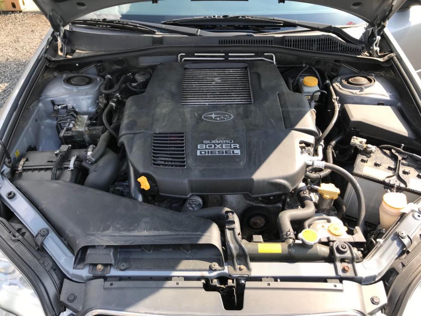 subaru-legacy-2-0-active-combi-nova-spojka - 4