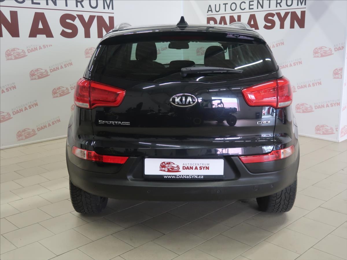 kia-sportage-2-0-crdi-4x4-top-a-t-spirit - 4