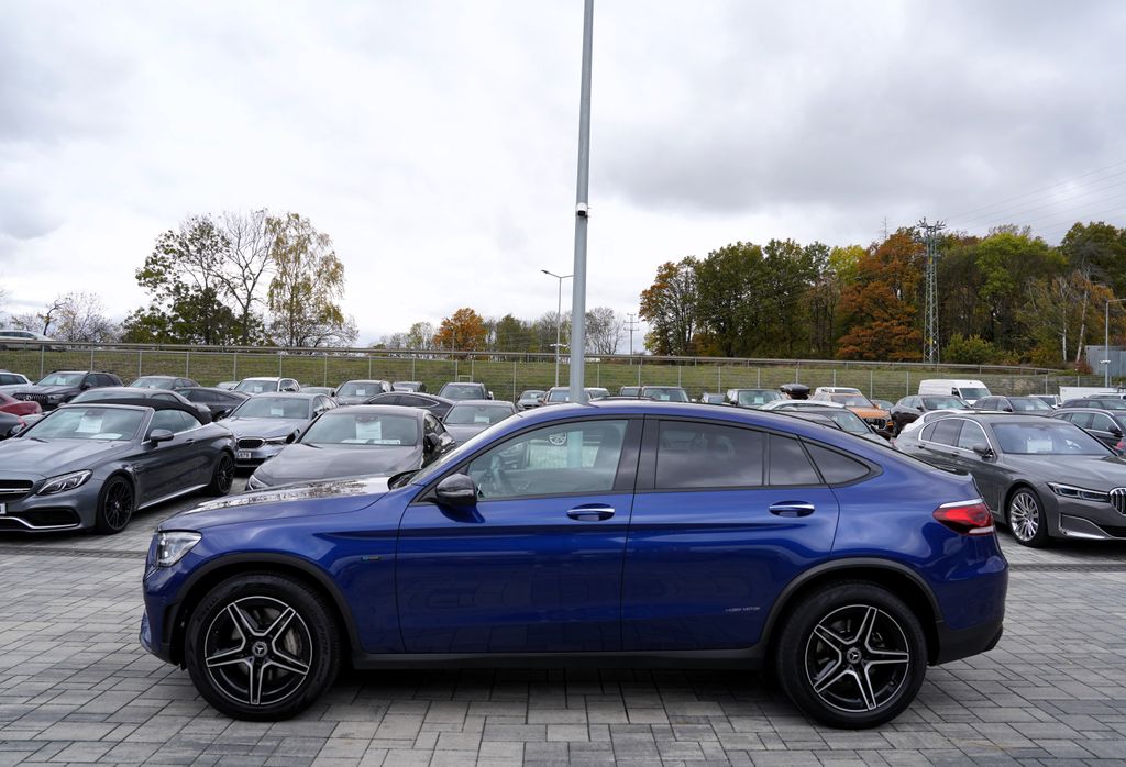 mercedes-benz-glc-glc-300-de-4matic-coupe-amg-cr - 2